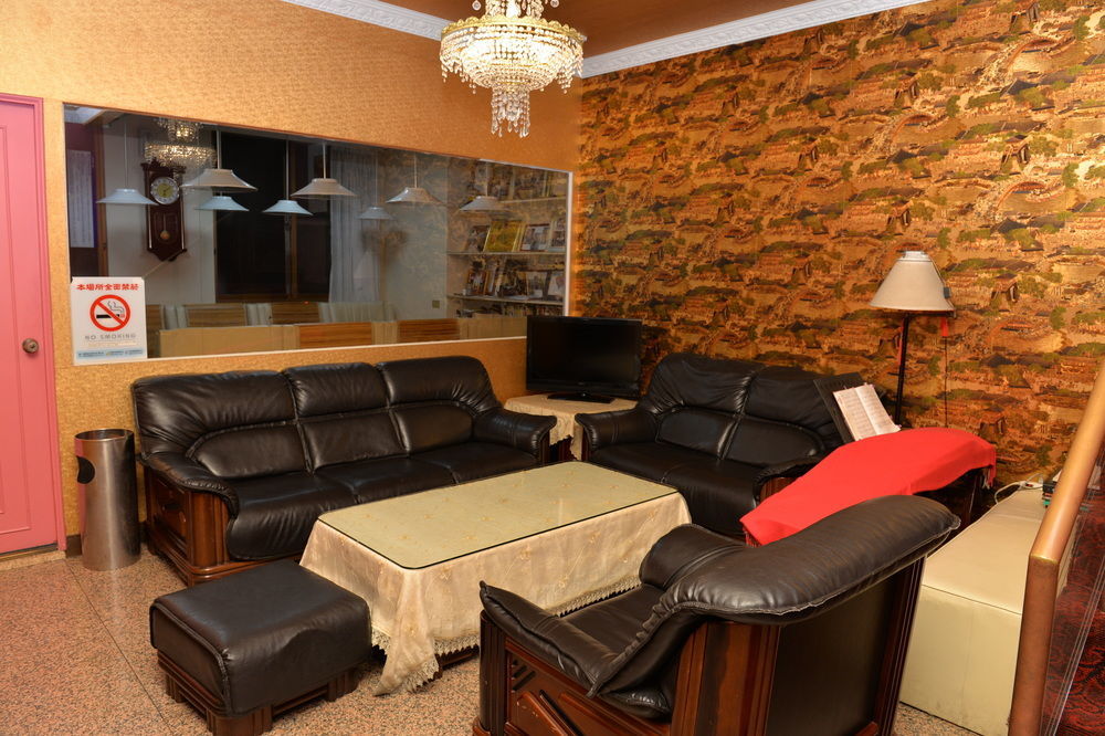 Yilan Day Chen Hotel מראה חיצוני תמונה