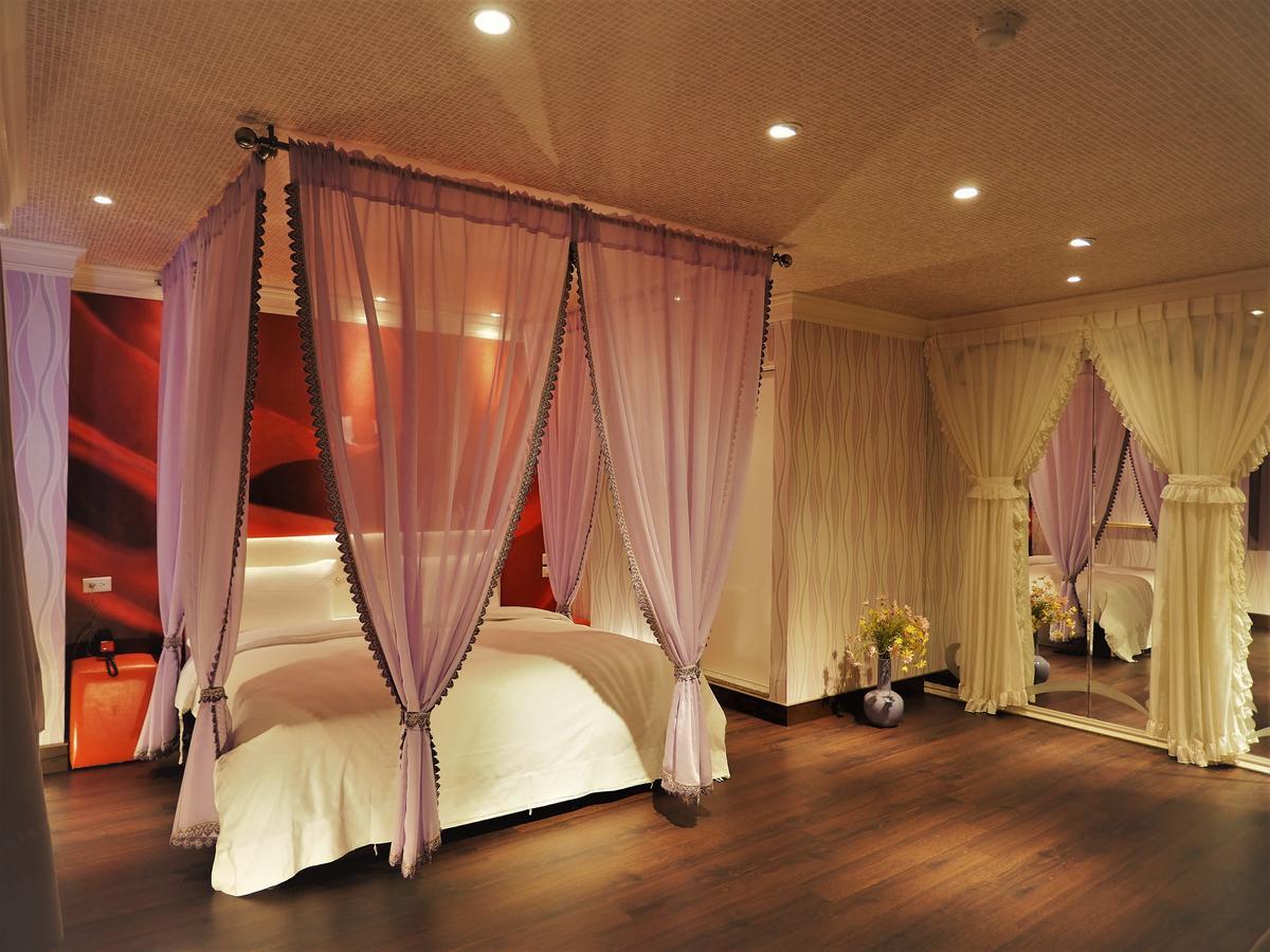 Yilan Day Chen Hotel מראה חיצוני תמונה
