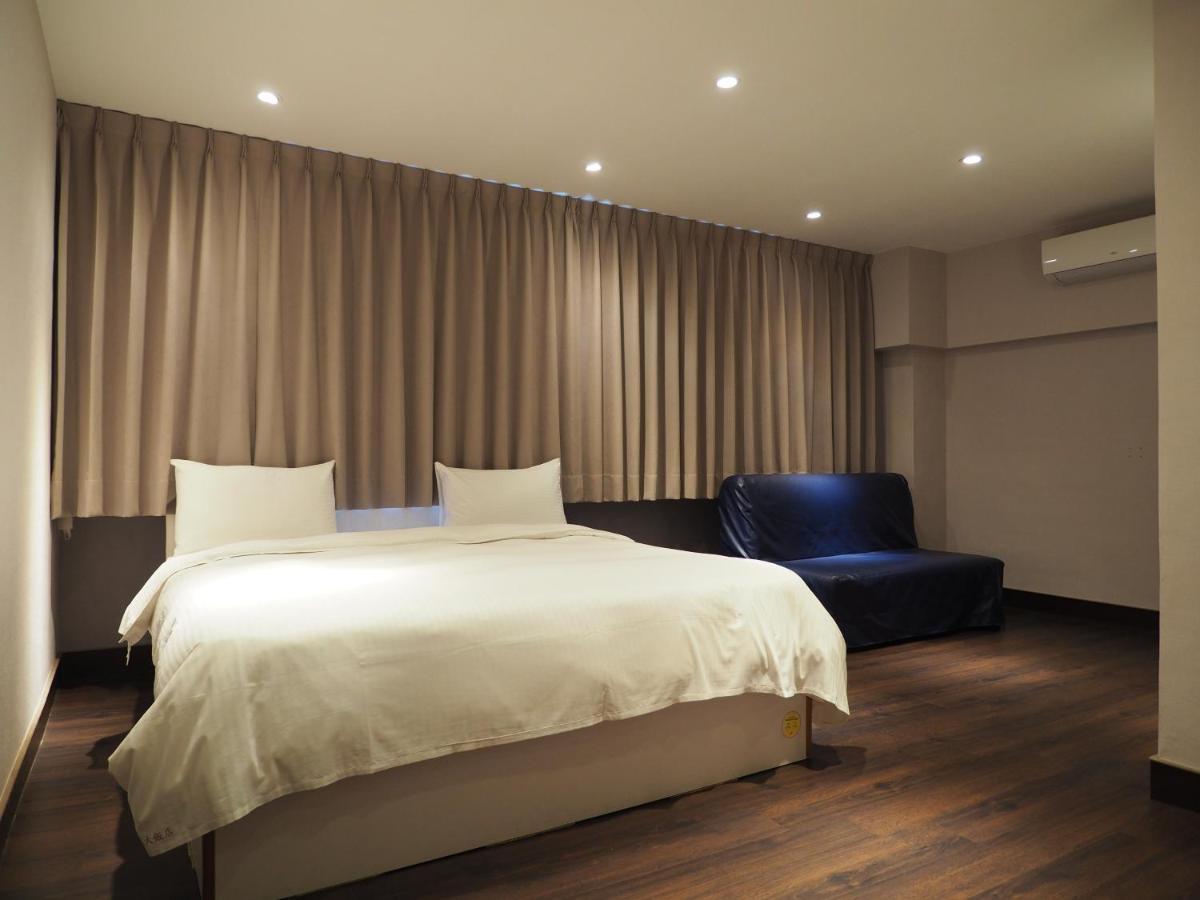 Yilan Day Chen Hotel מראה חיצוני תמונה
